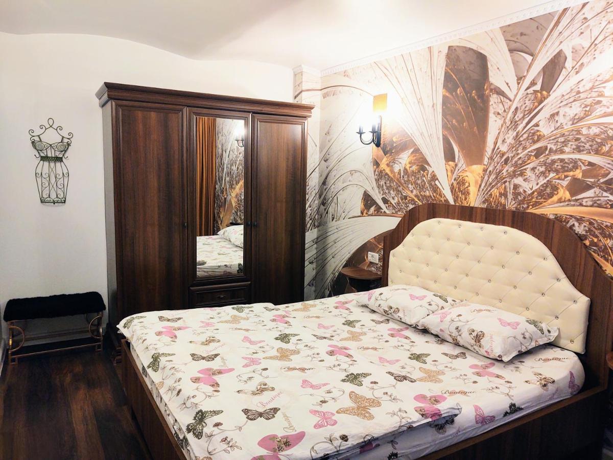 Cezari Aparthotel Brasov Exterior photo